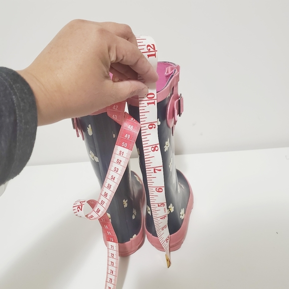 3/$10 KIDS Girl Boots 11 - Picture 6 of 6